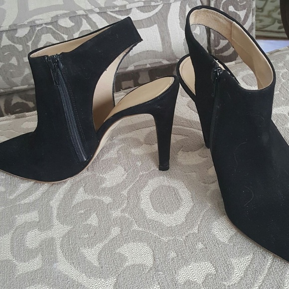 REDUCED! Gianni Gregori Black Suede Heels Bootie - Picture 2 of 7